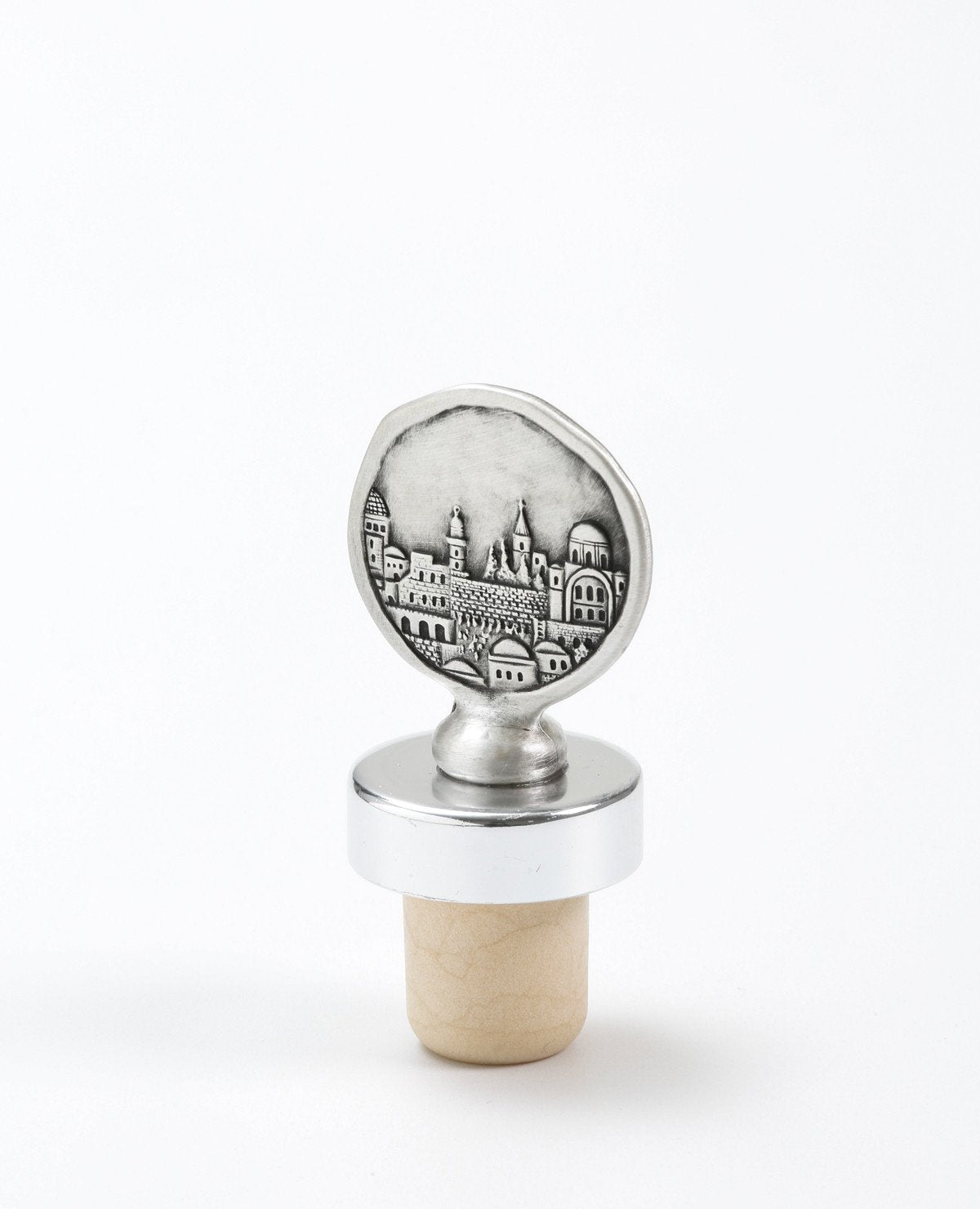 Sterling silver plated decoration on a cork. Length: 7 cm Width: 4 cm
