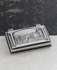 Sterling silver plated business card box with Jerusalem embossed.  Length: 7 cm  Width: 10 cm