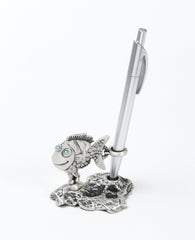 Sterling silver pen stand  Length: 7 cm  Width: 7 cm